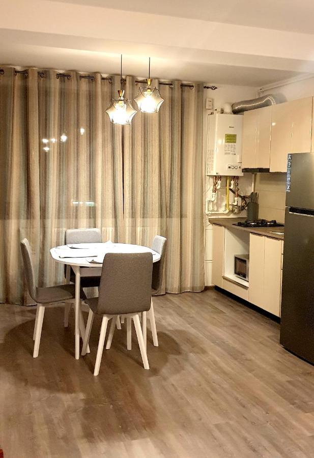 Apartament Max Mamaia Nord Appartamento Năvodari Esterno foto