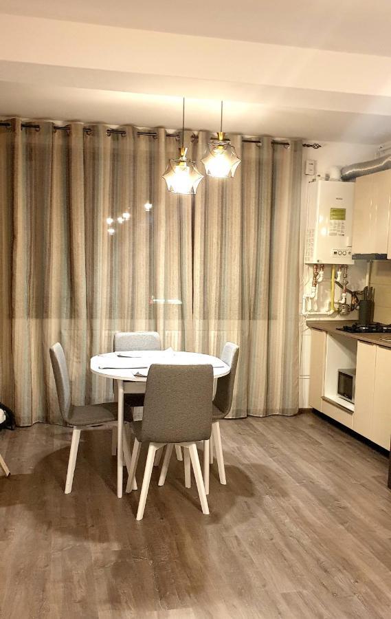 Apartament Max Mamaia Nord Appartamento Năvodari Esterno foto